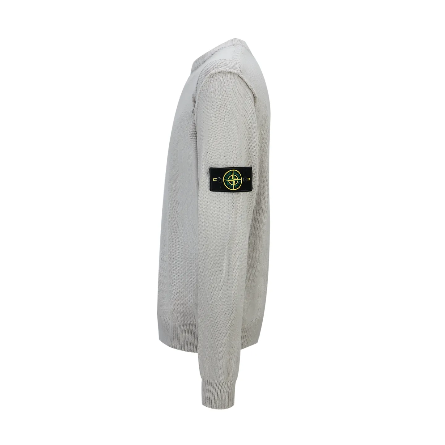 P390 Stonelsland Stone Island arm embroidered logo sweater Fabric: 30% wool, 50% cotton, 20% spandex.  Accessories: The arm embroidery logo is made of double-layer soft leather, with embroidery logo technology on the surface and embellishment with the brand logo. Comes with laser engraved metal buttons.  Process: garment washing-fixing color-fixing pattern-removing wool impurities.  This style is woven with a 7-needle imported machine, with knitted threads on the neck and hem, and embroidered logos on the arms to present the brand vision.  Accessories: Customized 1:1 washed trademark Accessories: Customized 1:1 embroidery label Accessories: Customized 1:1 lettering buttons Craftsmanship: S-M-L-XL Color: Black-Grey Style number: 86426
